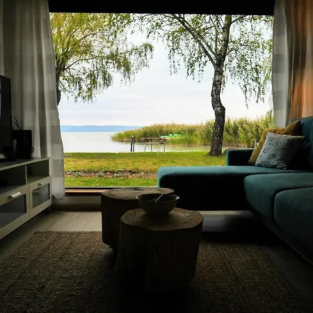 Nádas Kuckó - Vízparti Pihenő Apartman *