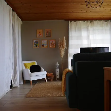 Nádas Kuckó - Vízparti Pihenő *